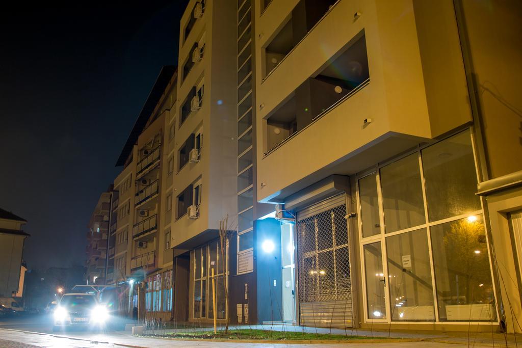 Premium Apartments Novi Sad Exterior foto
